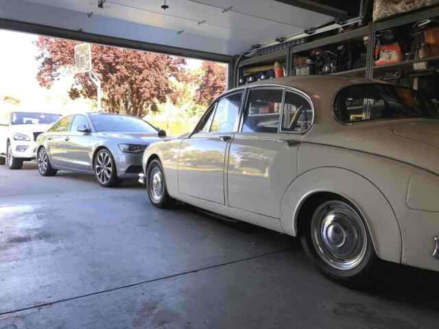Jaguar 3.8 1962 image number 37