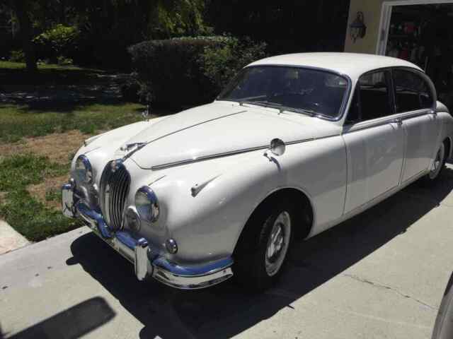 Jaguar 3.8 1962 image number 40