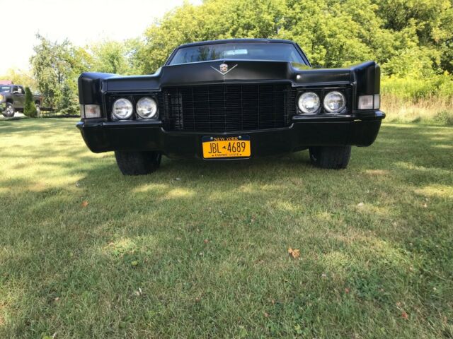 Cadillac DeVille 1969 image number 6