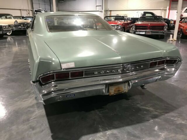 Pontiac Bonneville 1965 image number 1