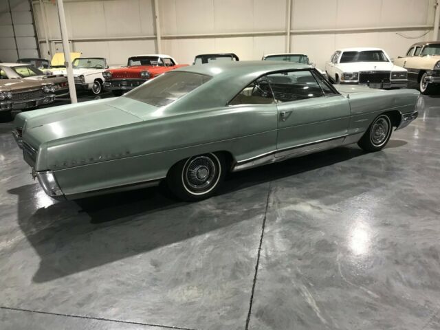 Pontiac Bonneville 1965 image number 27