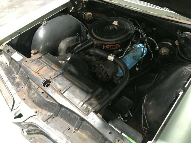 Pontiac Bonneville 1965 image number 31