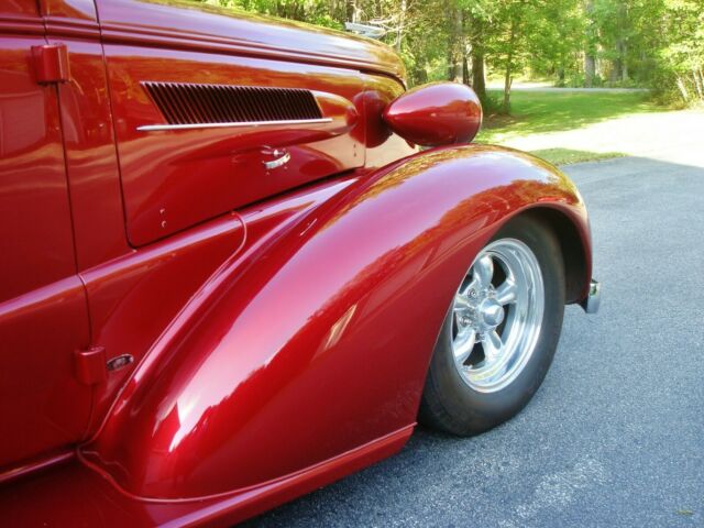 Chevrolet 5 Window Coupe 1937 image number 29