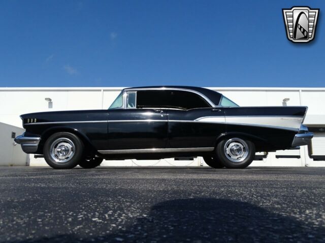 Chevrolet Bel Air/150/210 1957 image number 10
