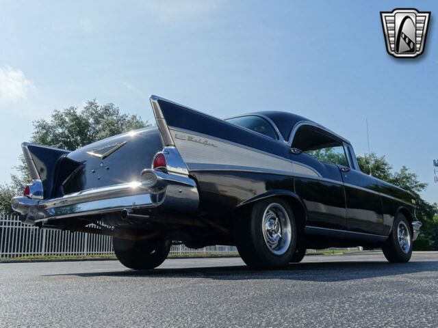 Chevrolet Bel Air/150/210 1957 image number 19