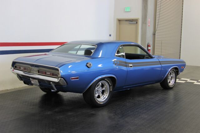 Dodge Challenger 1971 image number 28
