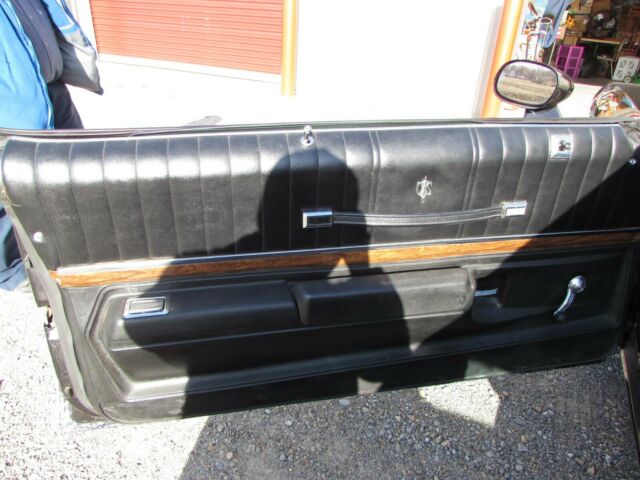 Oldsmobile Cutlass 1974 image number 12