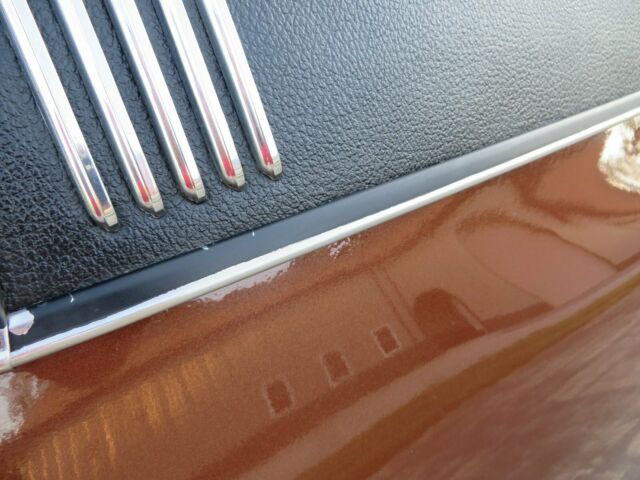 Pontiac Grand Prix 1969 image number 34