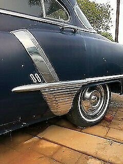 Oldsmobile Eighty-Eight 1951 image number 14