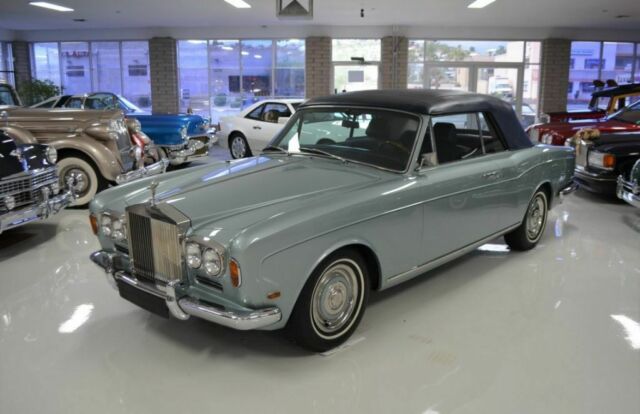 Rolls-Royce MPW DHC Corniche 1969 image number 3
