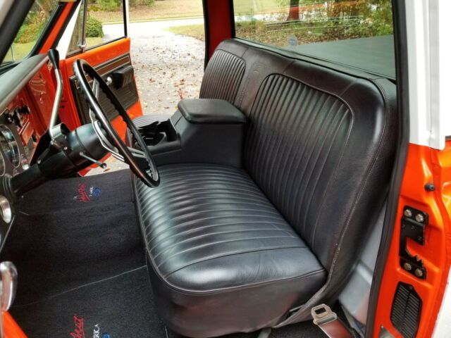 Chevrolet C-10 1971 image number 16