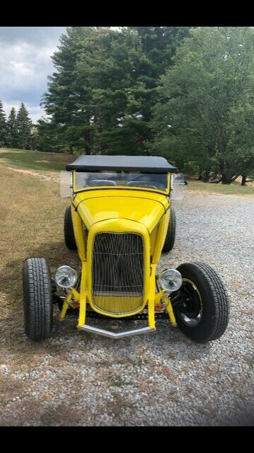 Ford Model B 1932 image number 10