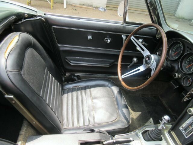 Chevrolet Corvette 1967 image number 8