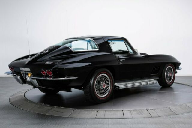 Chevrolet Corvette 1967 image number 1