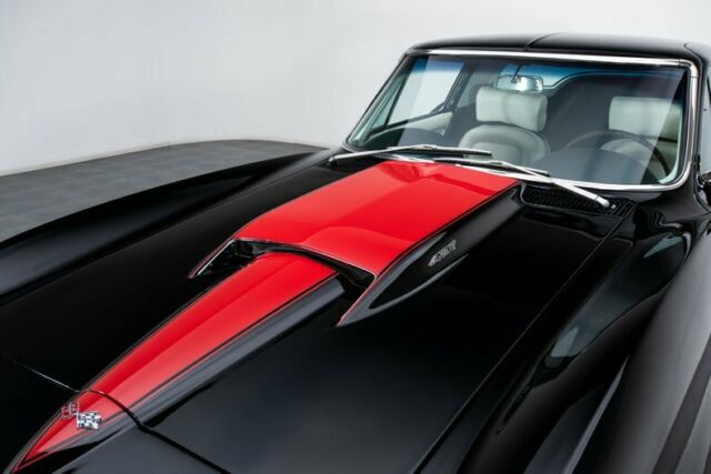 Chevrolet Corvette 1967 image number 37
