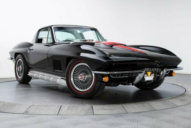 Chevrolet Corvette 1967 image number 42
