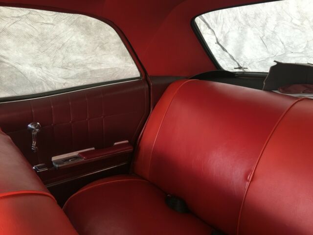 Chevrolet Impala 1965 image number 19
