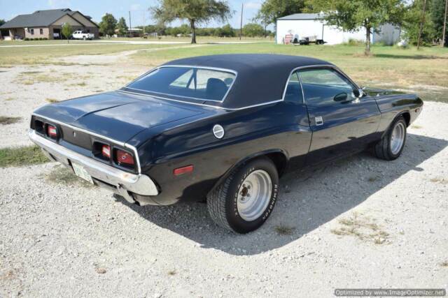 Dodge Challenger 1972 image number 3