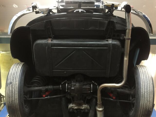 Mercedes-Benz 220 1952 image number 21