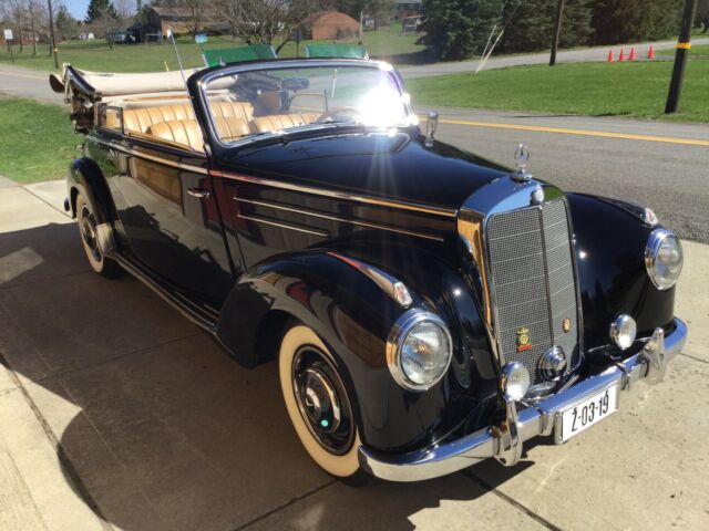 Mercedes-Benz 220 1952 image number 4