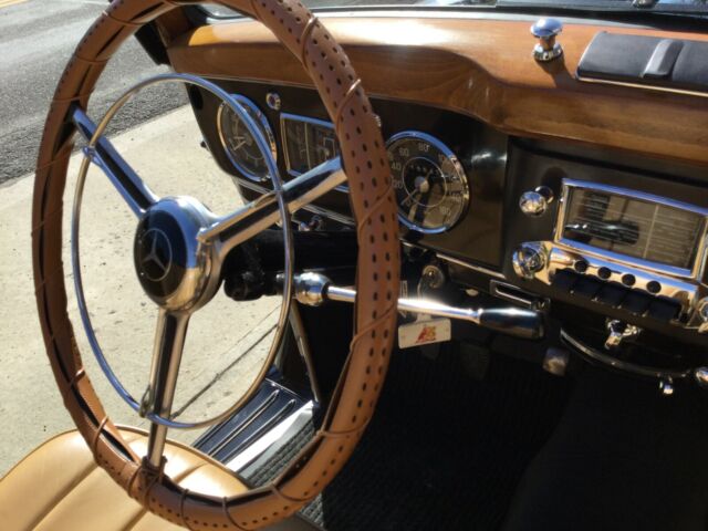 Mercedes-Benz 220 1952 image number 9