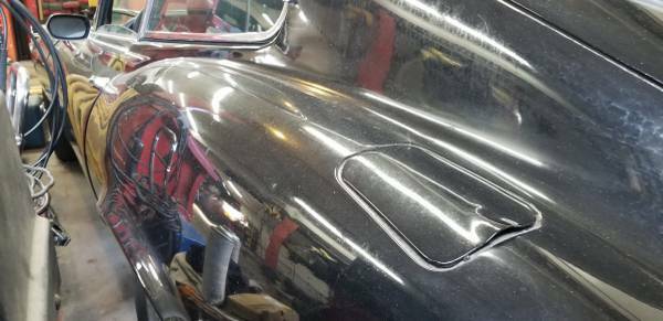 Jaguar E-Type 1971 image number 31