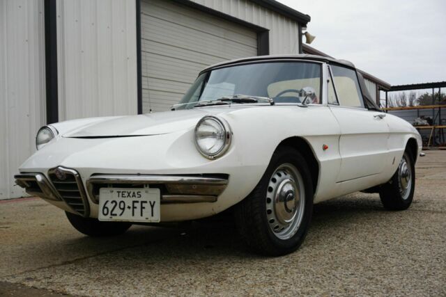 Alfa Romeo Spider 1967 image number 0