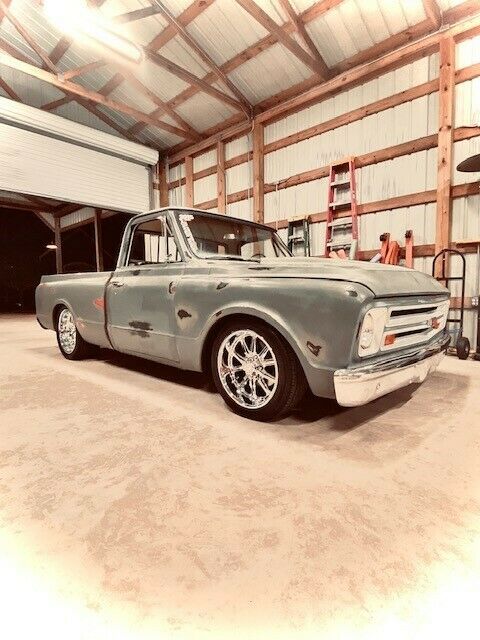 Chevrolet C-10 1969 image number 0