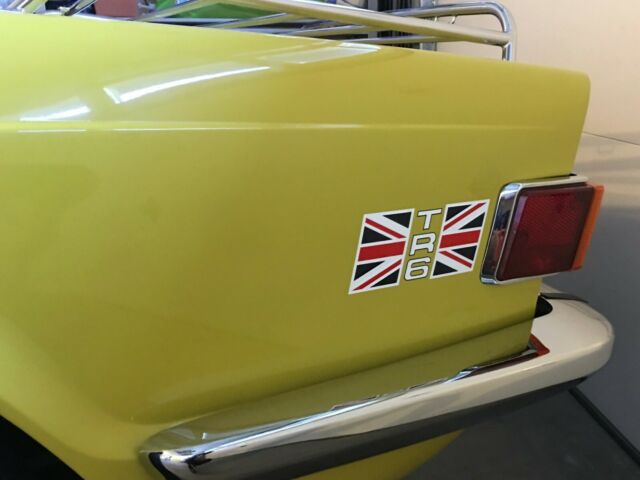 Triumph TR-6 1975 image number 17
