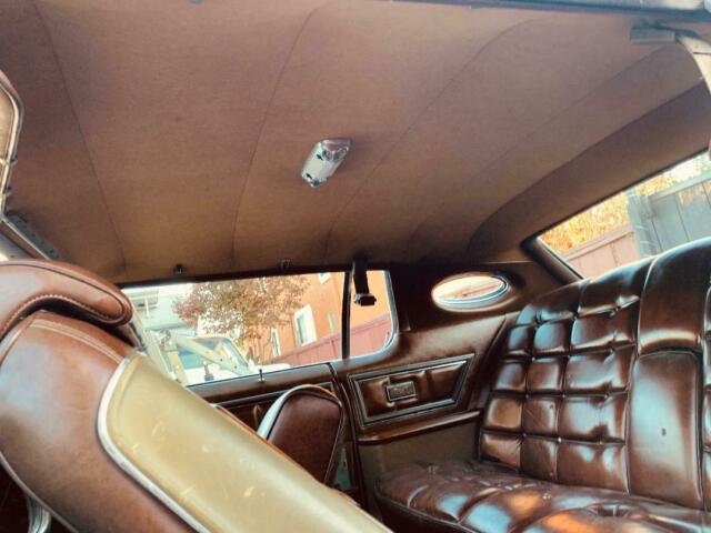 Lincoln Continental 1972 image number 38