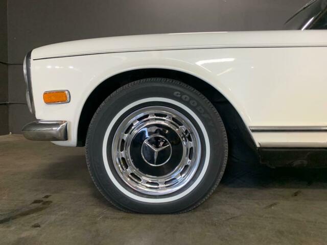 Mercedes-Benz SL-Class 1969 image number 7