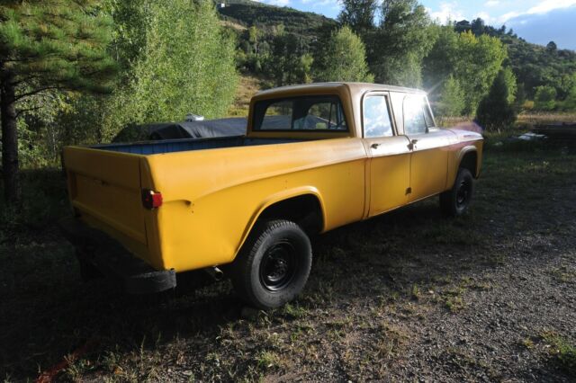 Dodge Power Wagon 1968 image number 2