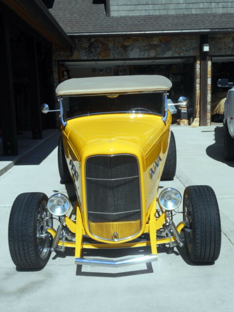 Ford Mustang 1932 image number 15