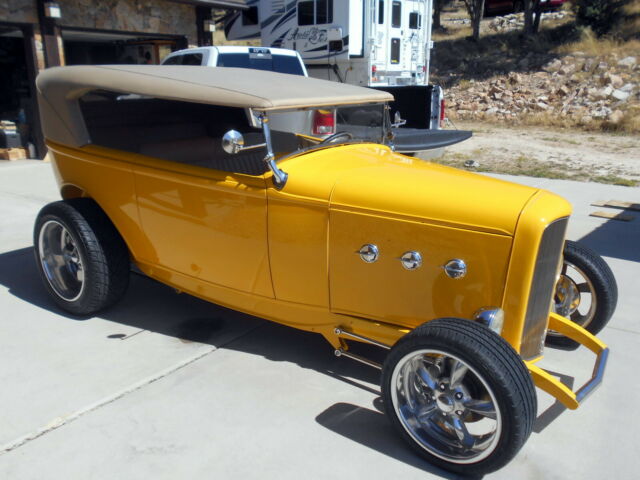 Ford Mustang 1932 image number 17