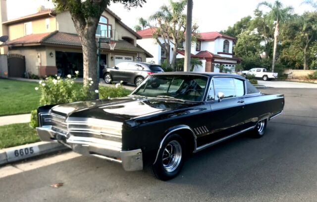 Chrysler 300 Series 1968 image number 22