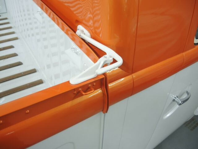 Volkswagen Bus/Vanagon 1961 image number 12