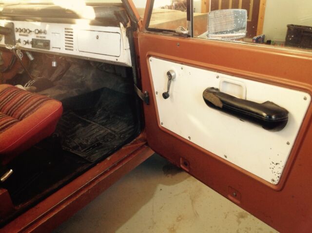 Ford Bronco 1972 image number 6