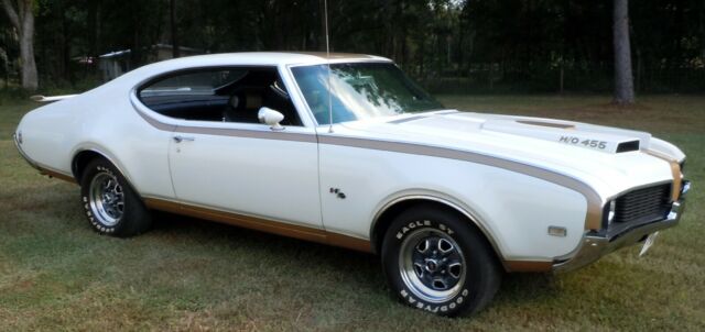 Oldsmobile Cutlass 1969 image number 21