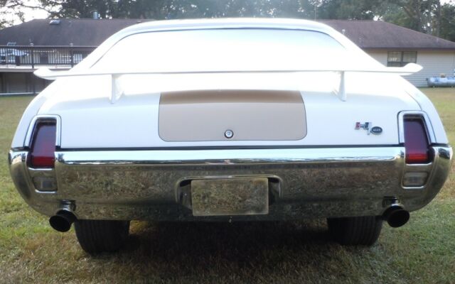 Oldsmobile Cutlass 1969 image number 3