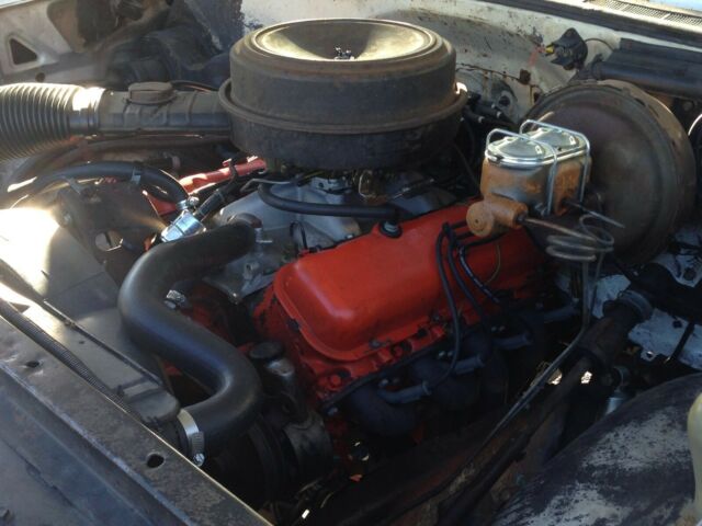Chevrolet C/K Pickup 2500 1975 image number 2