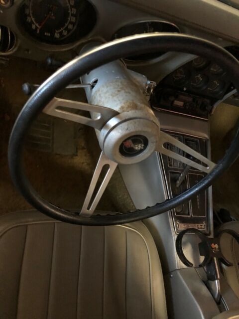 Chevrolet Corvette 1974 image number 22