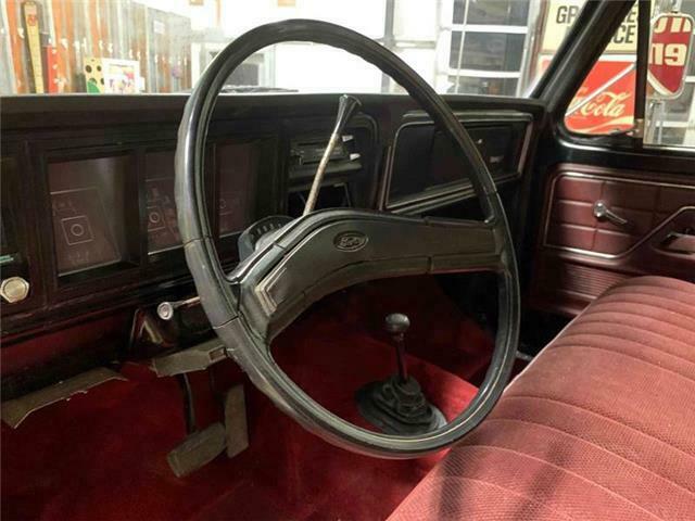 Ford F-250 1975 image number 11