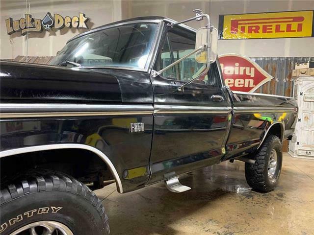 Ford F-250 1975 image number 27