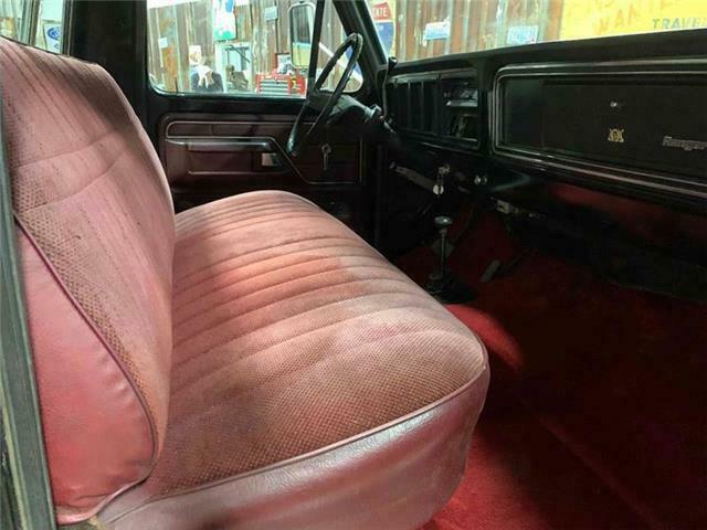 Ford F-250 1975 image number 39