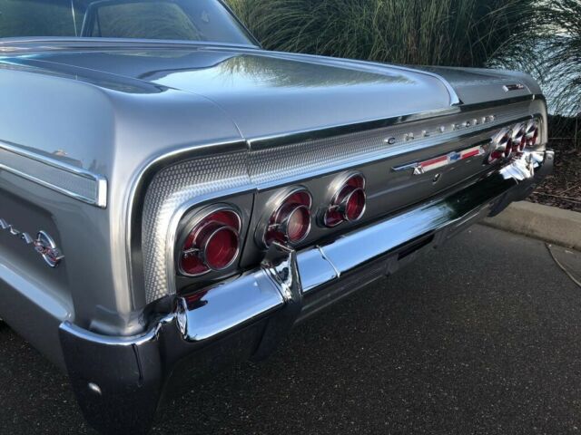 Chevrolet Impala 1964 image number 35