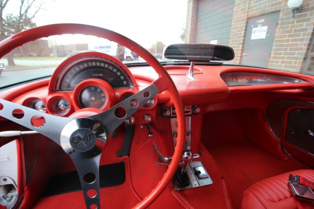 Chevrolet Corvette 1958 image number 15