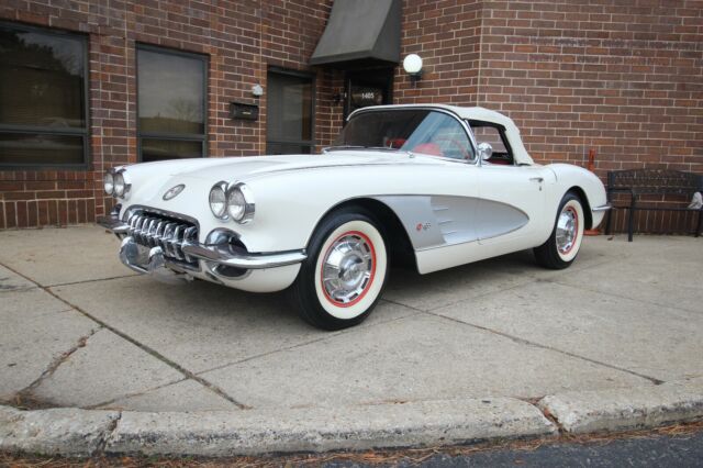 Chevrolet Corvette 1958 image number 24