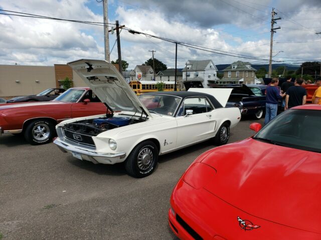 Ford Mustang 1968 image number 10