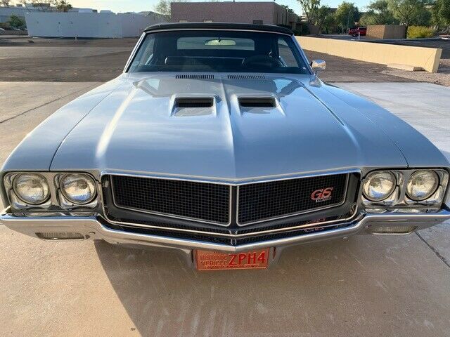 Buick Skylark 1970 image number 2