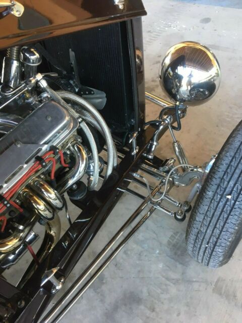 Ford Roadster 1932 image number 18